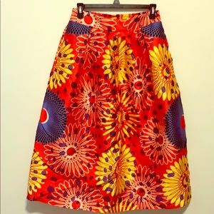 Colorful print skirt with pockets
